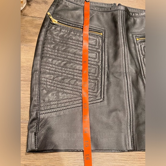 Mango MNG Suit 100% Genuine Leather Mini Skirt Black New without tags Size 4 - Picture 4 of 5